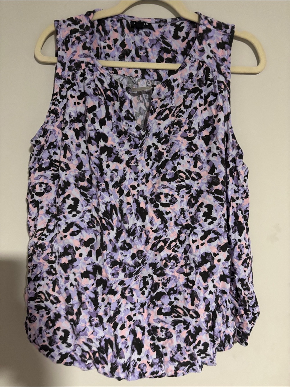 torrid Lavender Multi Sleeveless V-Neck Camisole